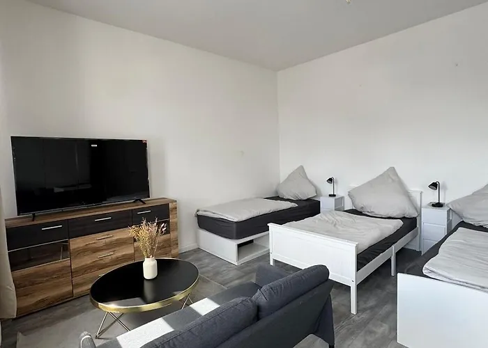 Daire Seibel's - Big In - Family & Group *